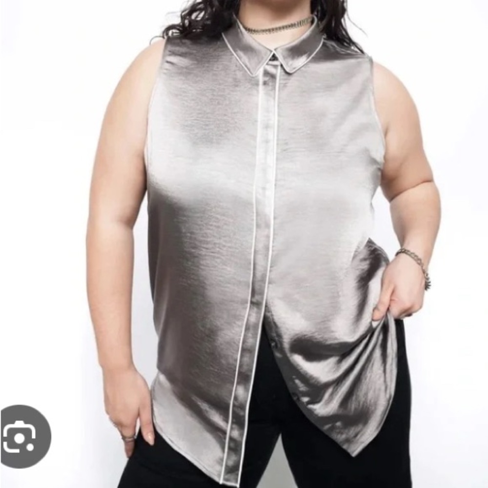 Silver Wildfang Piped Empower Sleeveless Shirt